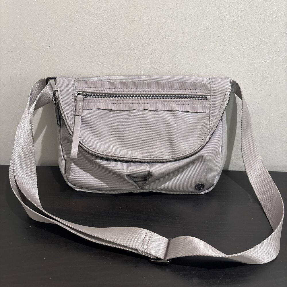 Lululemon All Night Festival Bag 5L Gray Nylon Crossbody Adjustable Strap